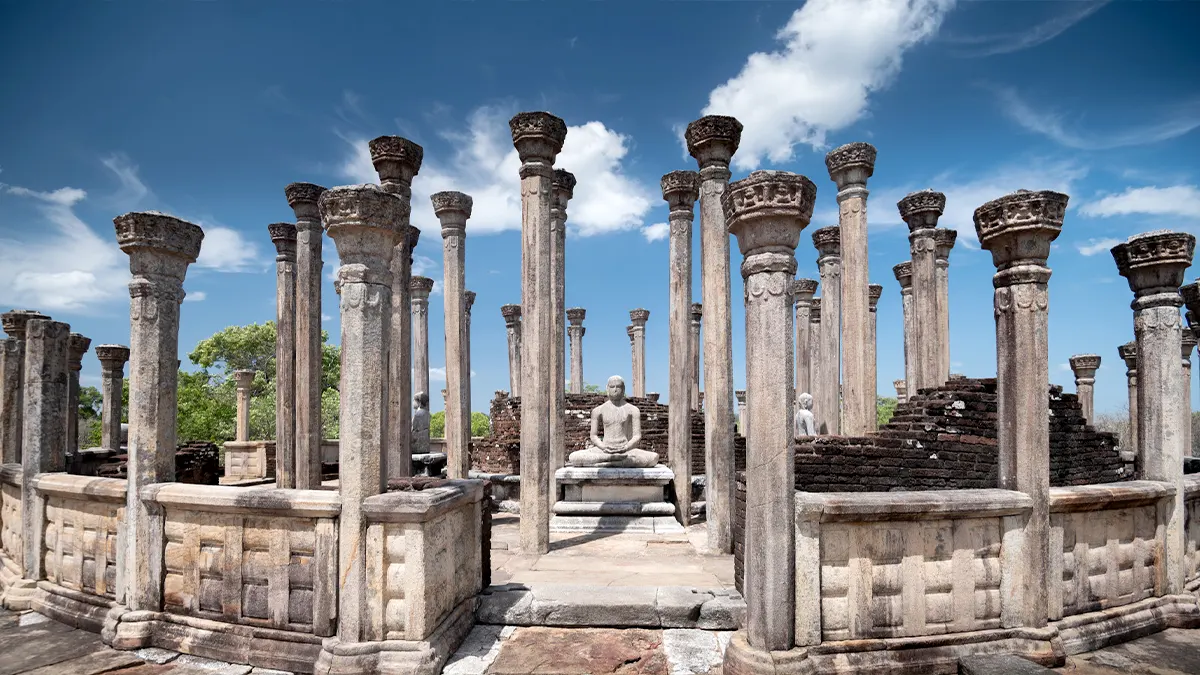 ancient city polonnaruwa baurs travels