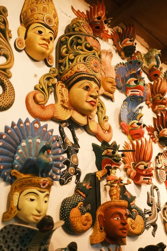 Traditional Masks in Down South Sri Lanka - Baurs Travels