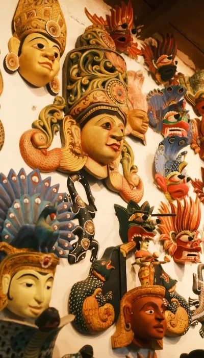 Traditional Masks in Down South Sri Lanka - Baurs Travels