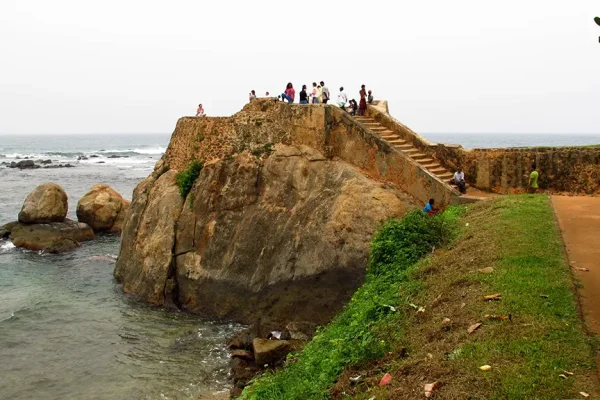 flag rock bastion galle fort sri lanka