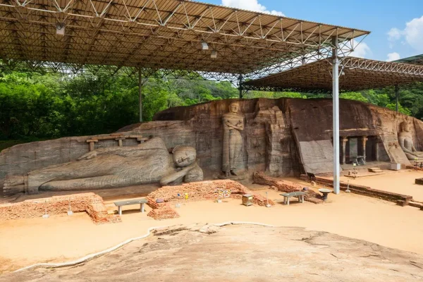 gal vihara polonnaruwa sri lanka - baurs travels