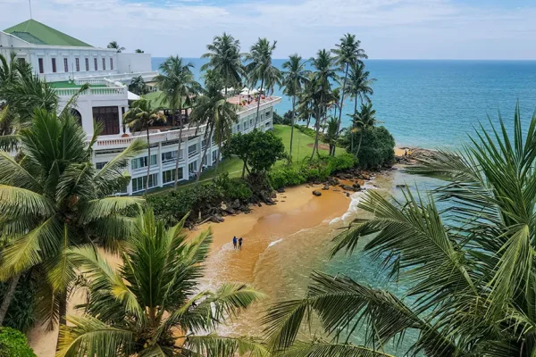 mount lavinia beach colombo sri lanka